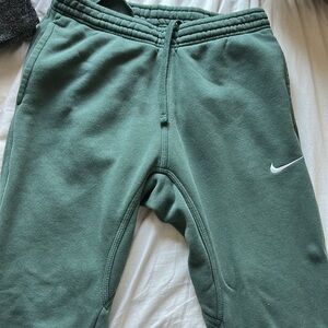 NIKE men joggers